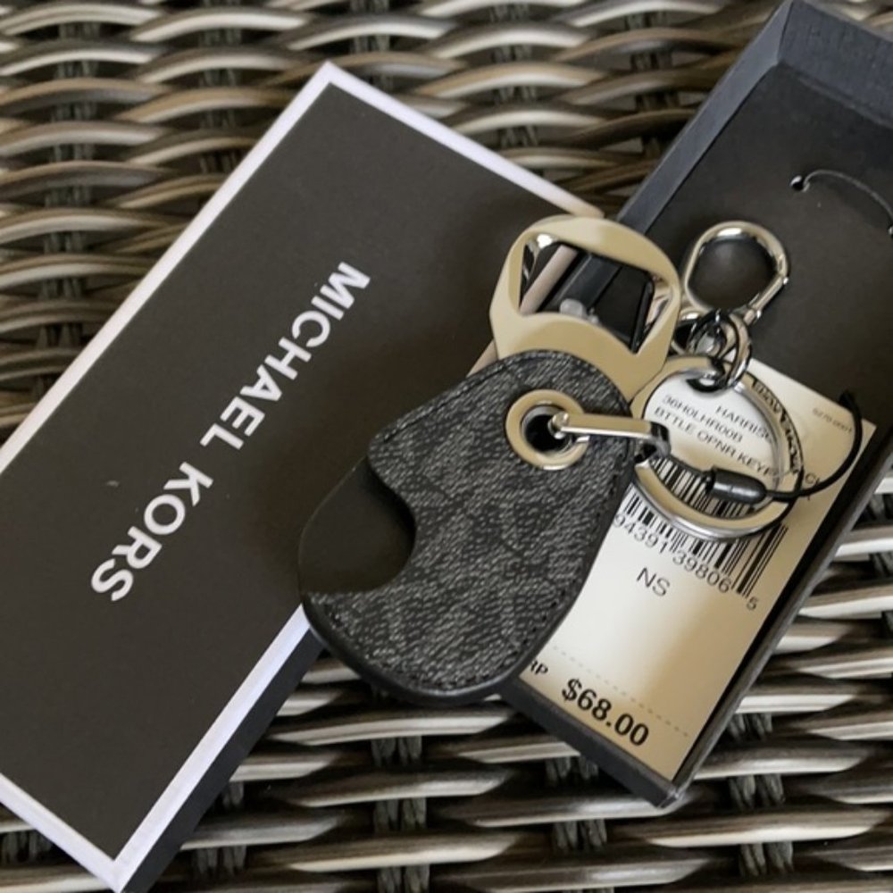 Men`s Harrison Signature Logo Black Bottle Opener Key Fob Black - Picture 8 of 12